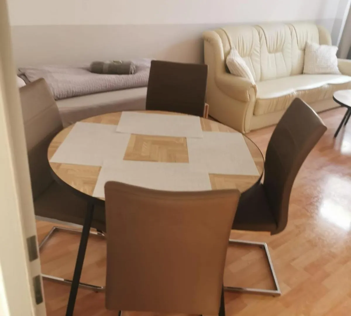 Ruheoase Naehe Donaukanal contacts